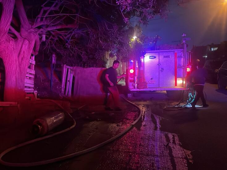 Queman vivienda en Rosarito, pudo haber sido provocado por bomba molotov