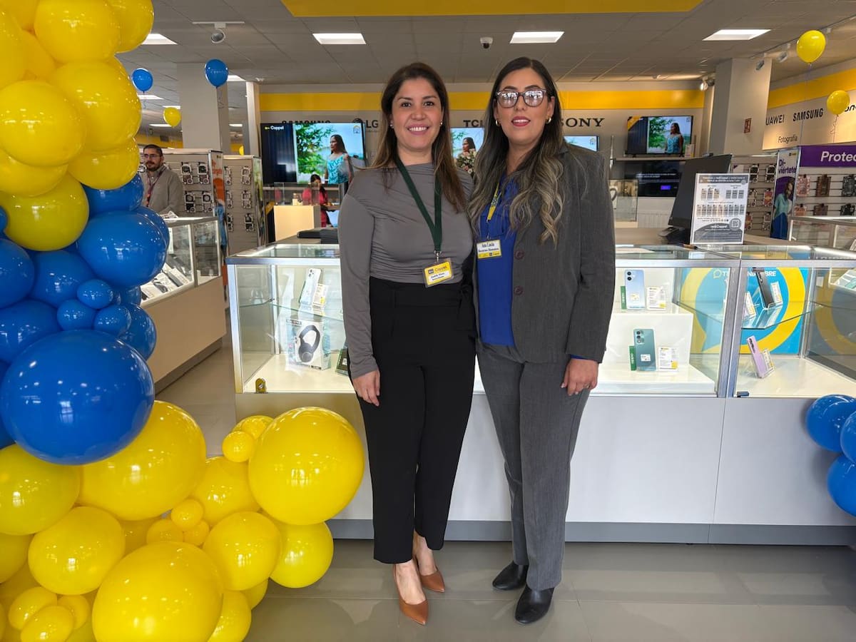 Se inauguró ayer la segunda sucursal completa de Caborca.