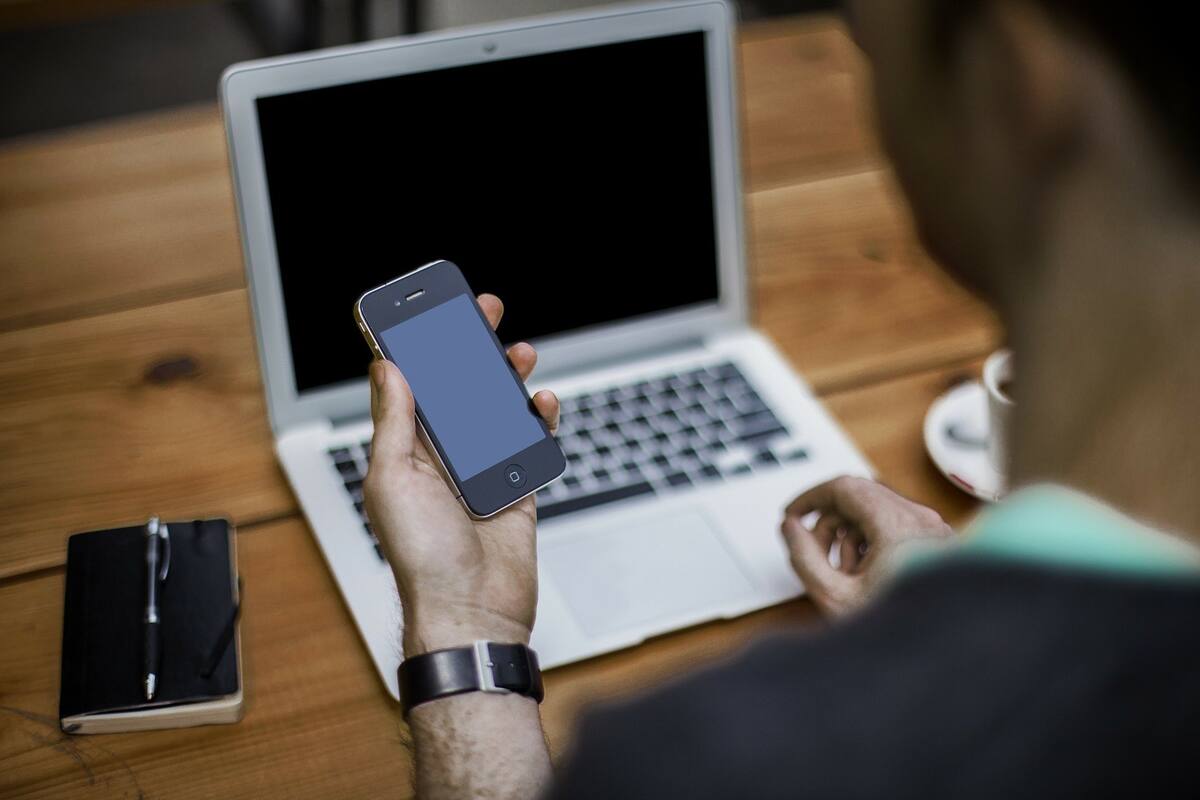 Un hombre denuncia a Apple luego de que su iPhone explotara en su bolsillo