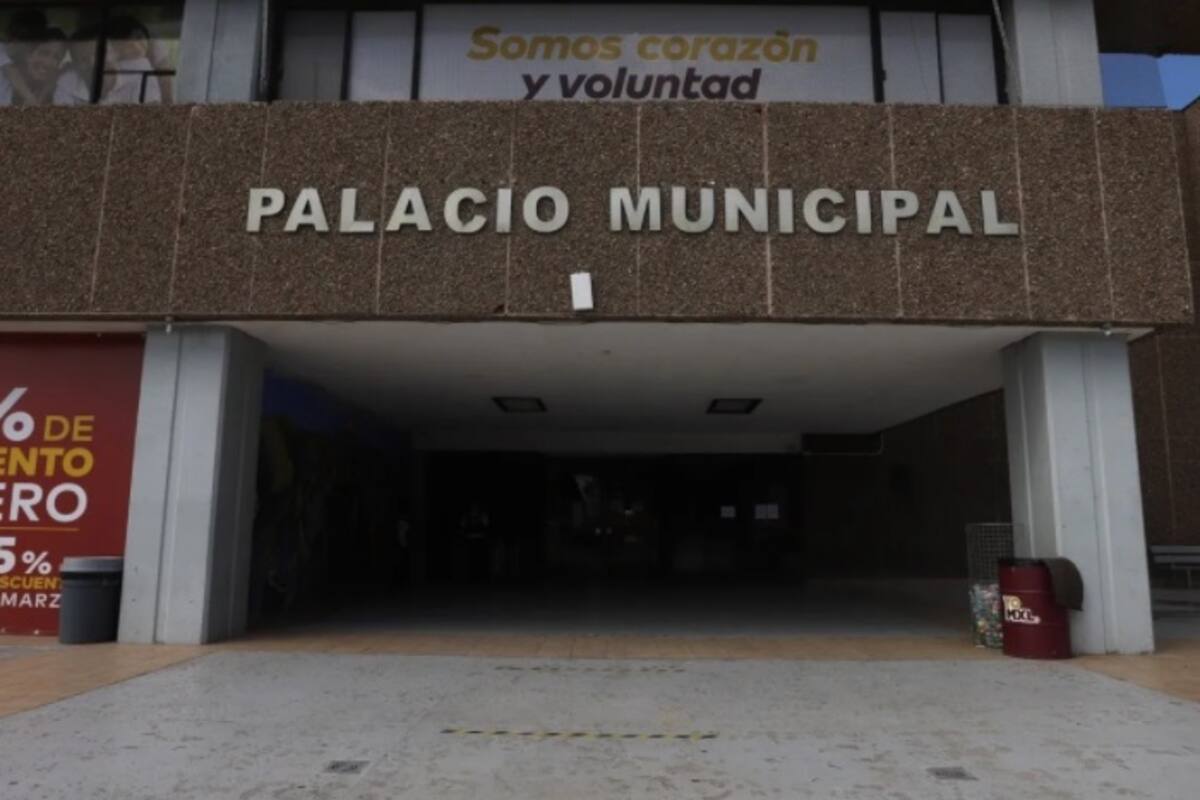 Sale Oficial Mayor del Ayuntamiento de Mexicali