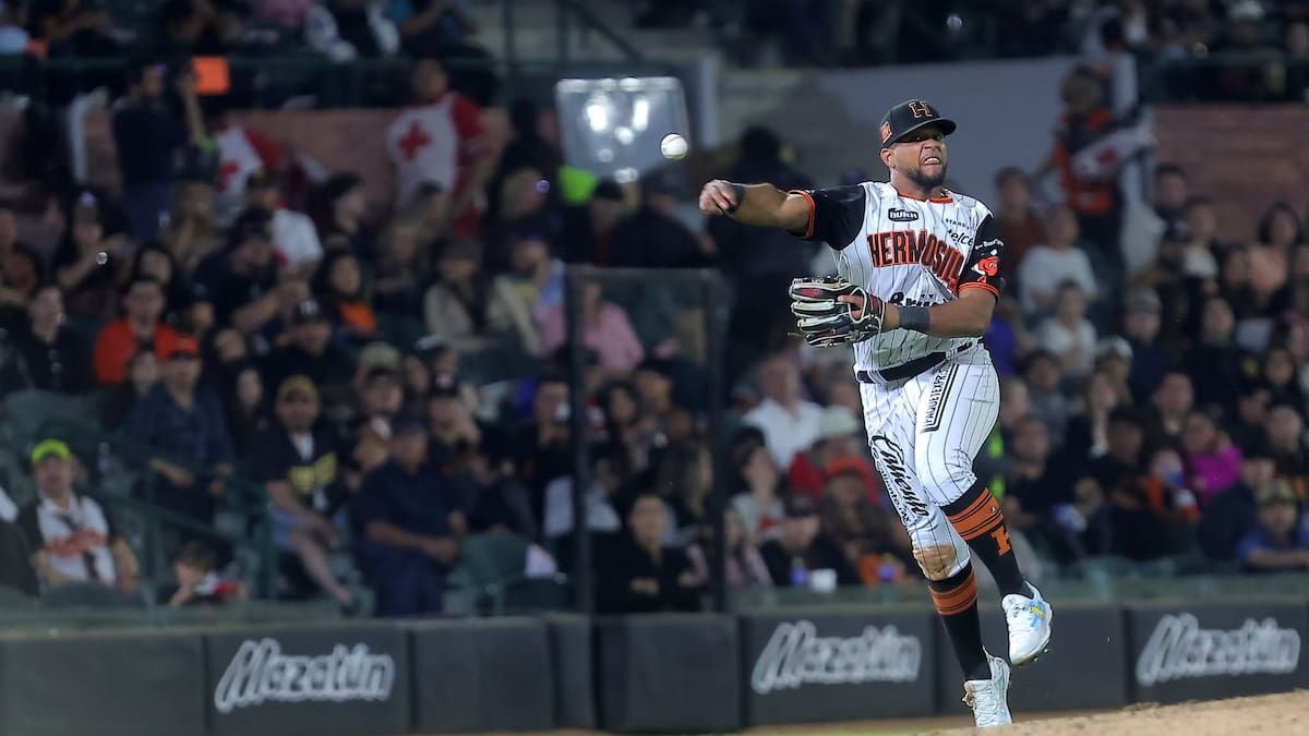 Conquistan Naranjeros gran triunfo ante Yaquis en el estadio Fernando Valenzuela