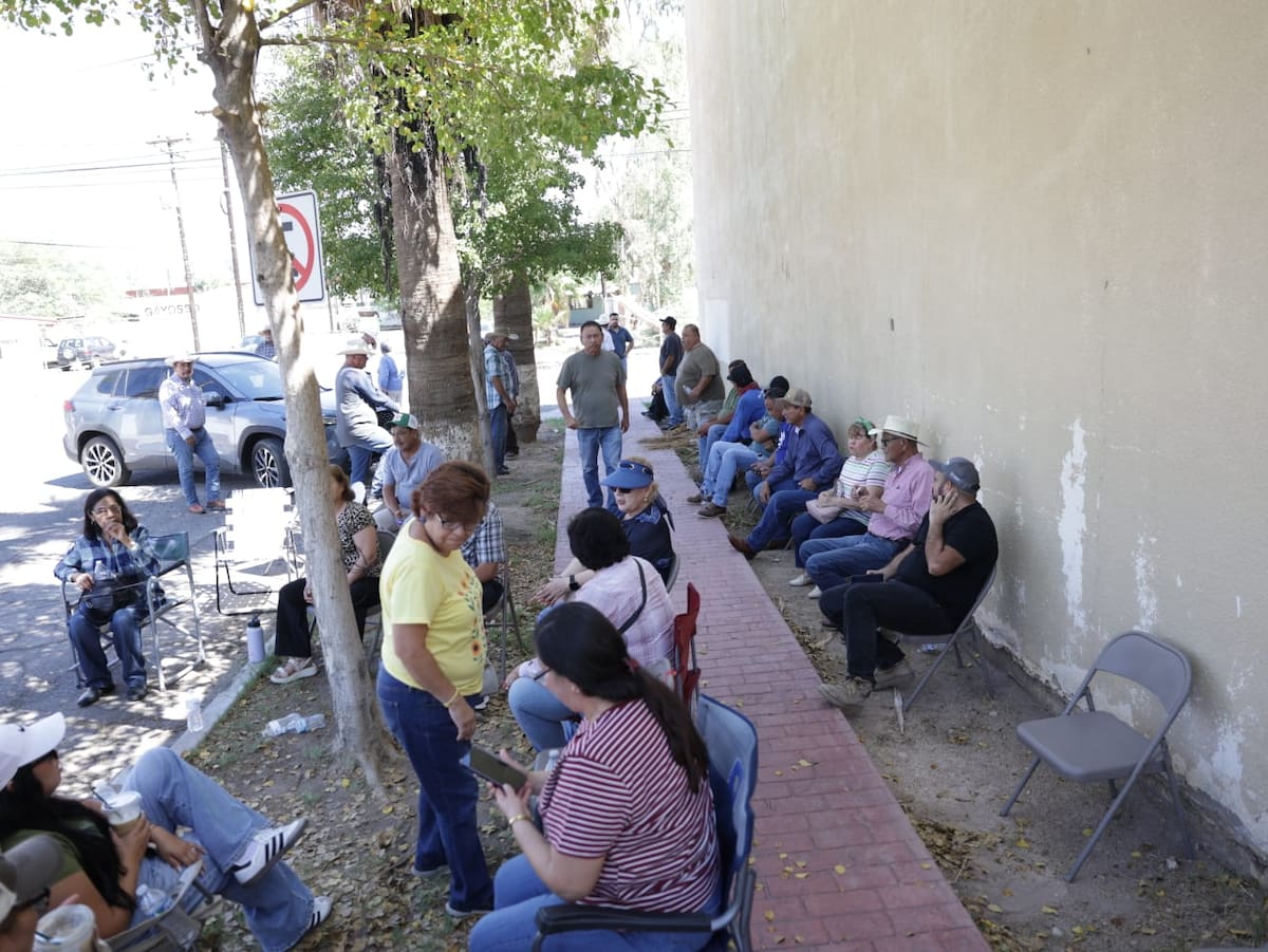 Los productores aprovecharon la protesta para reclamar las condiciones en las que compiten frente a agricultores de Estados Unidos y Canadá. l Foto: Javier Gallegos