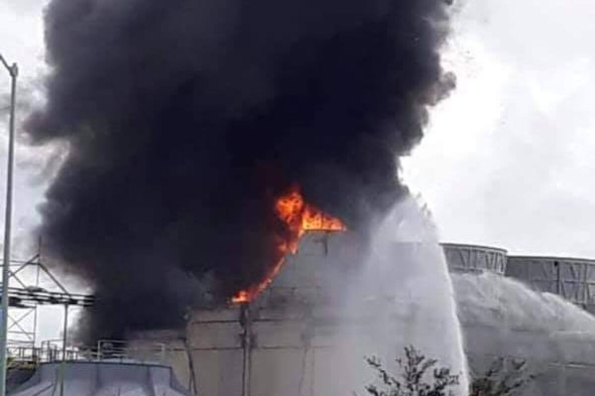 Reportan incendio en refinería de Pemex en Cadereyta