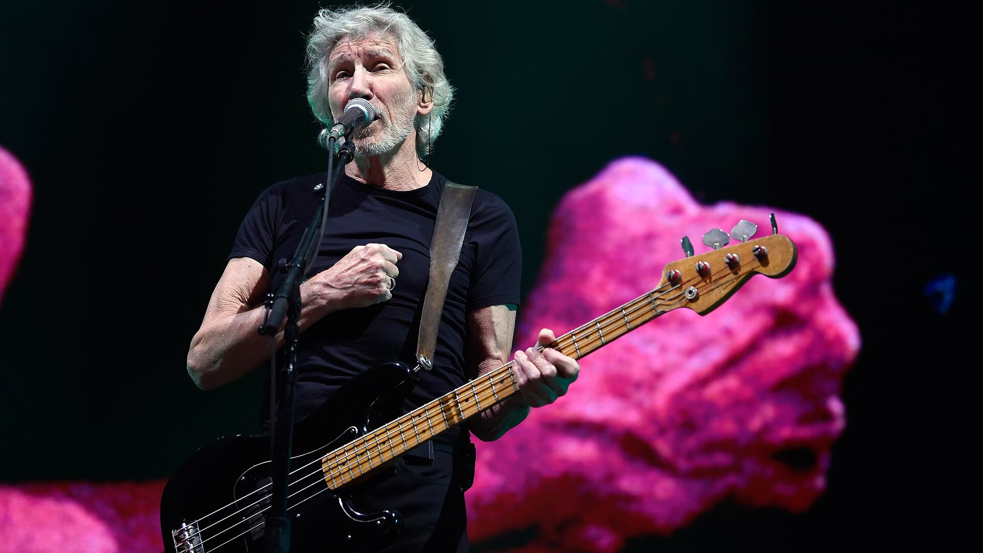 English singer/songwriter/bassist Roger Waters performs at the Sports Palace in Mexico City on November 28, 2018. - Waters is in Mexico for his tour called
