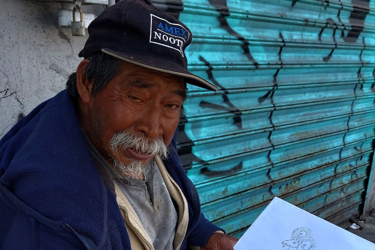 Sin hogar, pero con talento para dibujar: es la historia de Germán