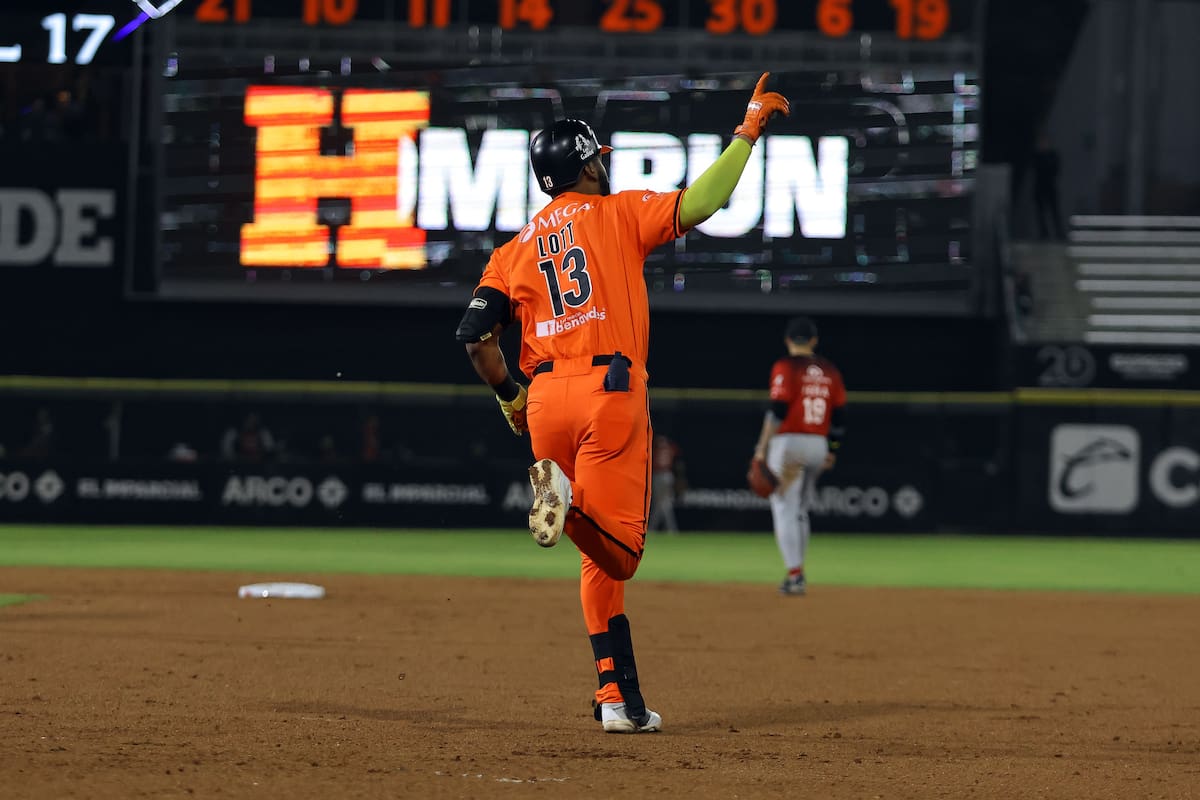 Vencen Naranjeros a Venados en primer juego de la Serie