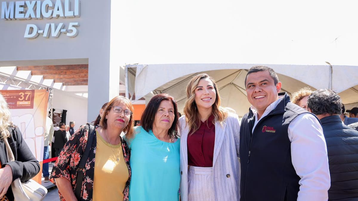 Unidad entre estado y docentes garantizar mejor futuro para las familias de Baja California: Gobernadora Marina del Pilar