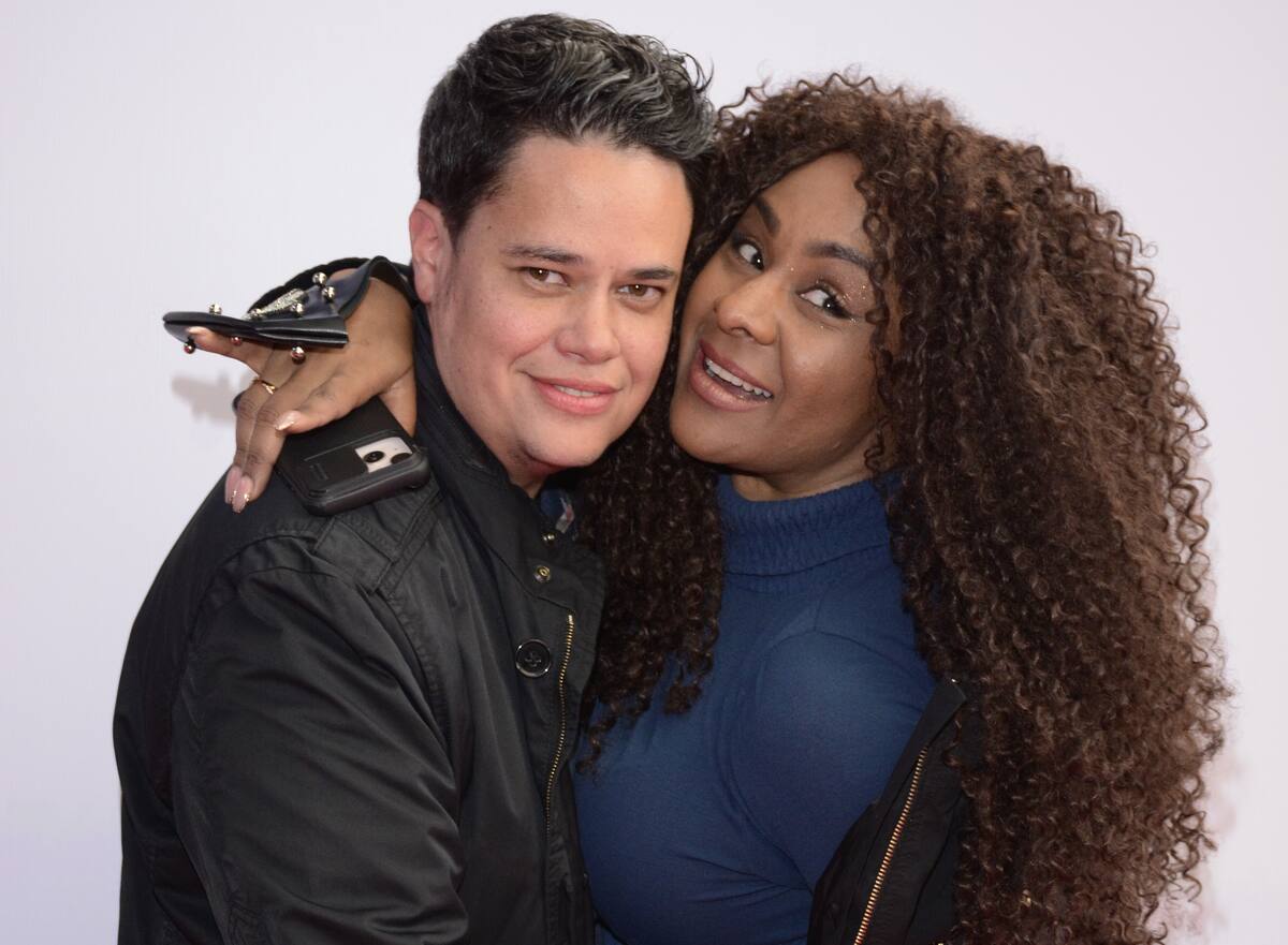 M’Balia explicó que en breve viajará a España junto con su esposo trans para procrear a su bebé.