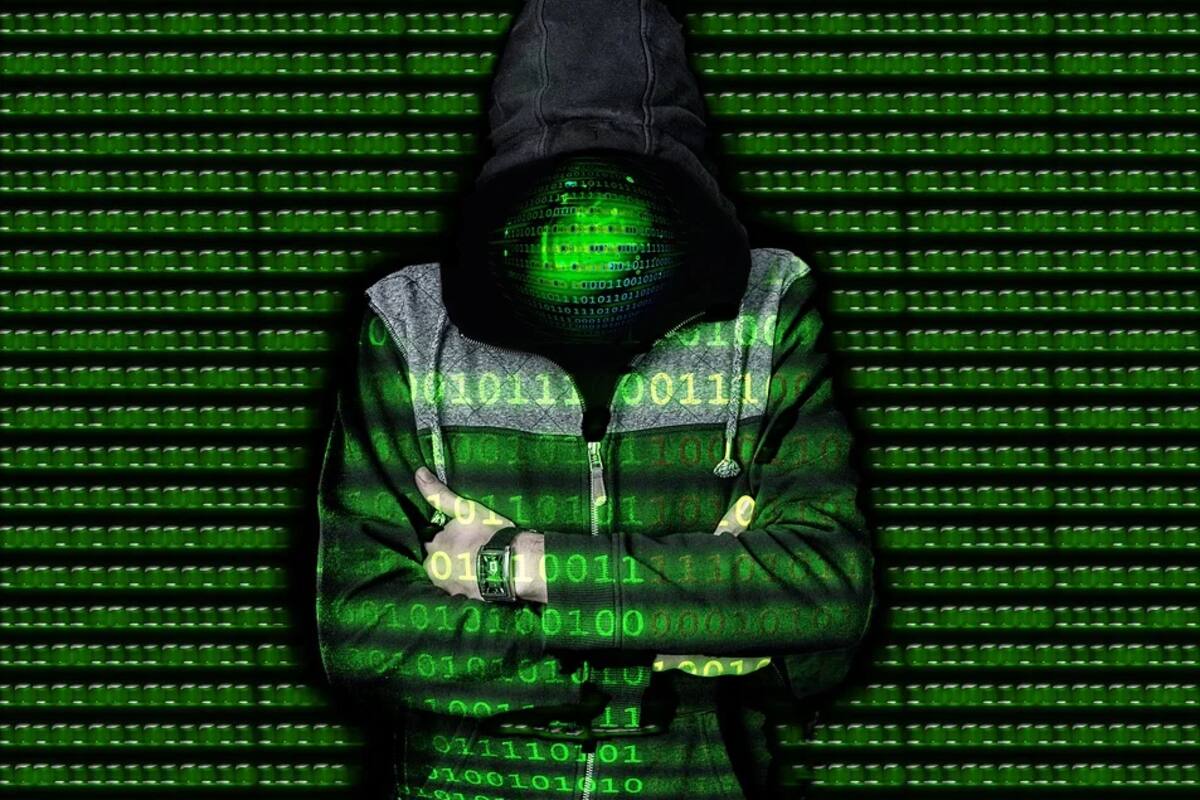 Mujer intenta contratar a sicario en la dark web; quería sacar a su "rival" del medio