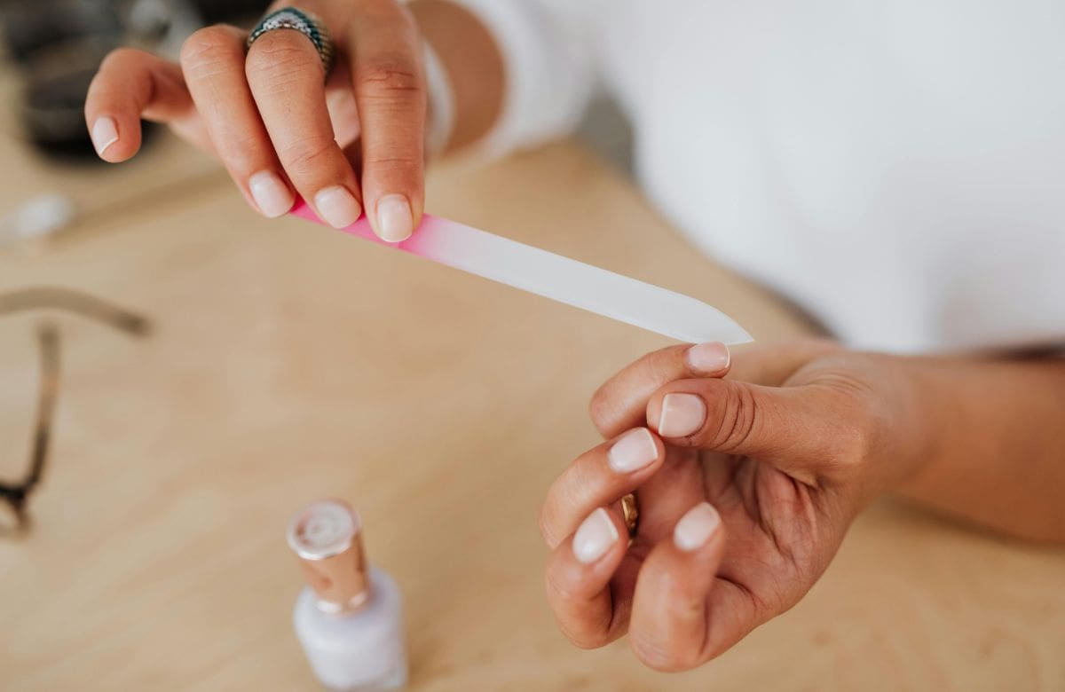 Uñas cortas bien cuidadas: símbolo de limpieza y estilo | Foto: Especial (canva)