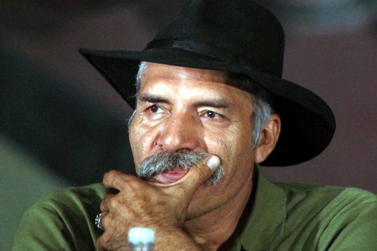 Viuda y ex esposa de José Manuel Mireles pelean por sus restos
