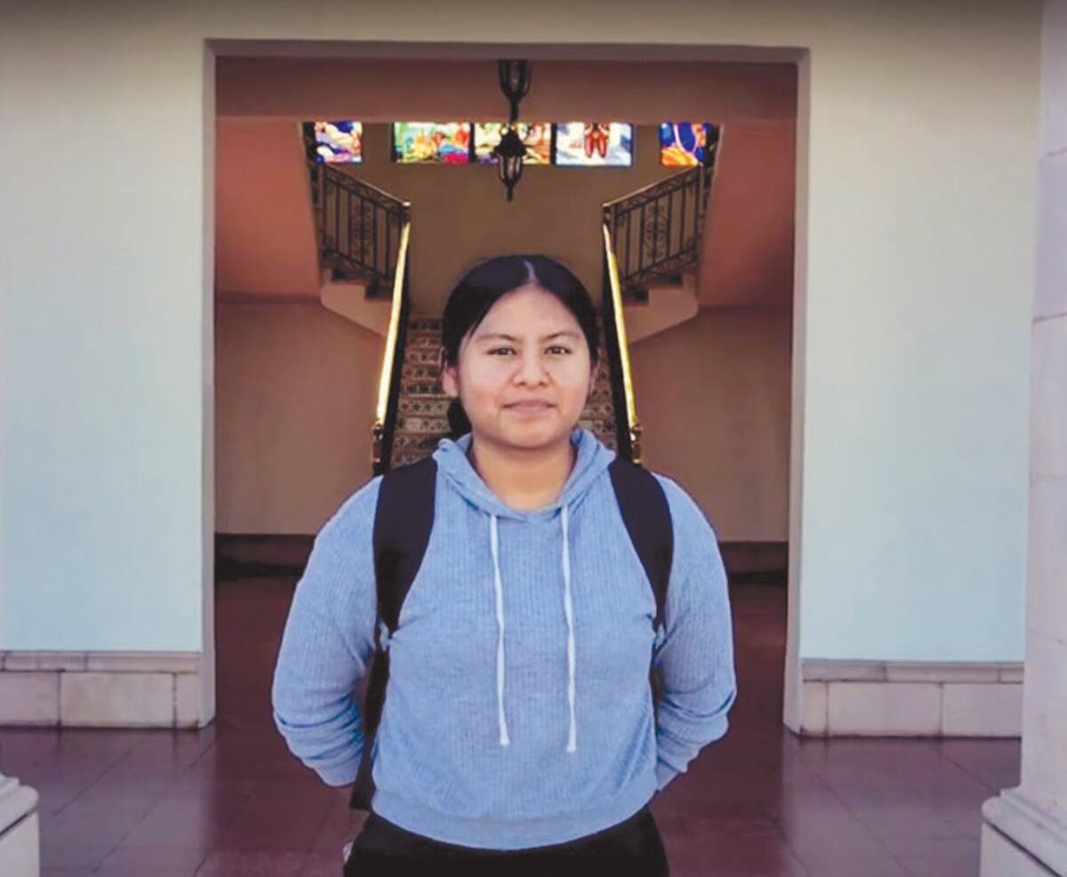 Laura cursa el cuarto semestre de la Licenciatura en Educación en la Universidad de Sonora.