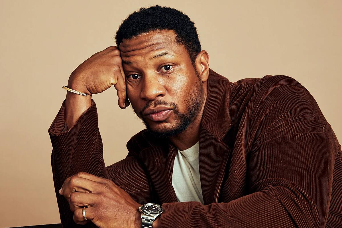 Jonathan Majors en libertad condicional y evita cárcel tras acusaciones de agresión