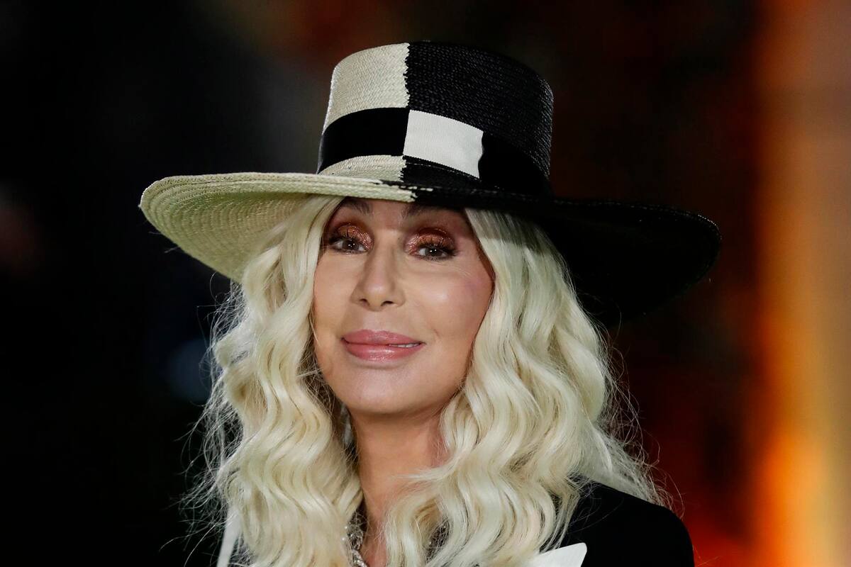 Cher inicia demanda a la viuda de Sonny Bono por derechos de autor