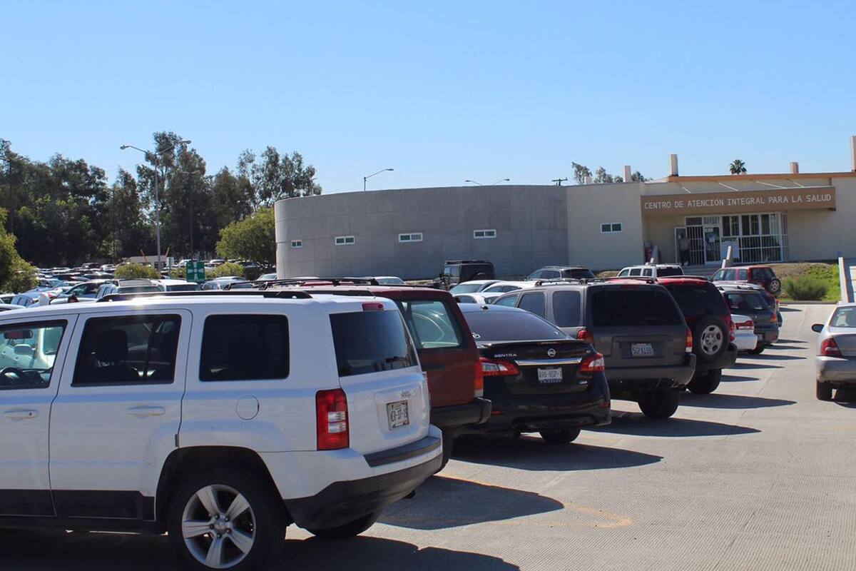 Denuncian robo de catalizadores en estacionamiento de UABC