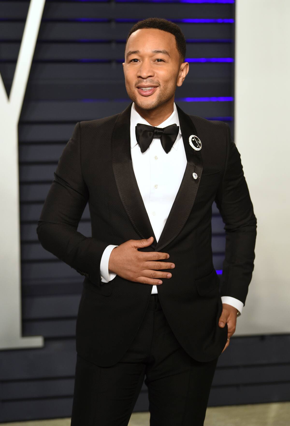 En esta foto del 24 de febrero del 2019, John Legend en la fiesta del Oscar de Vanity Fair en Beverly Hills, California. Legend fue nombrado el "Hombre vivo más sexy" de 2019 por People. El cantante de R&B decora la portada de la edición de la revista que sale a la venta el viernes. (Foto por Evan Agostini/Invision/AP, Archivo)