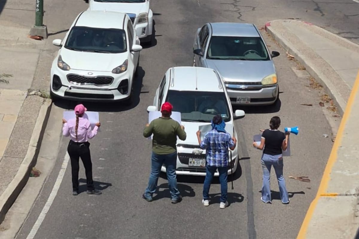 Familia exige justicia para Daniel Humberto tras su detención en Hermosillo; manifestación en el cruce Luis Encinas