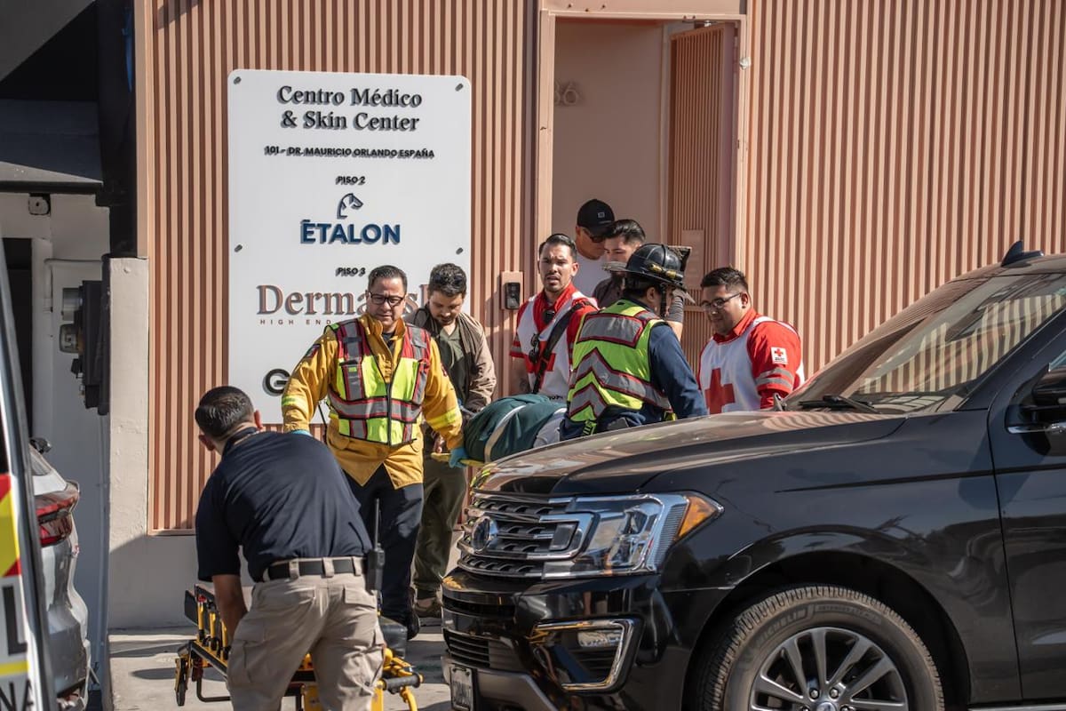 El establecimiento fue cerrado tras una inspección municipal; una paciente fue trasladada de emergencia a un hospital. Foto: Border Zoom