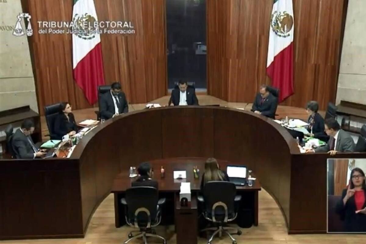 TEPJF resuelve que AMLO y Morena no violaron normas electorales como lo denunciaron PAN y PRD en referencia a los anuncios de vacunas contra Covid