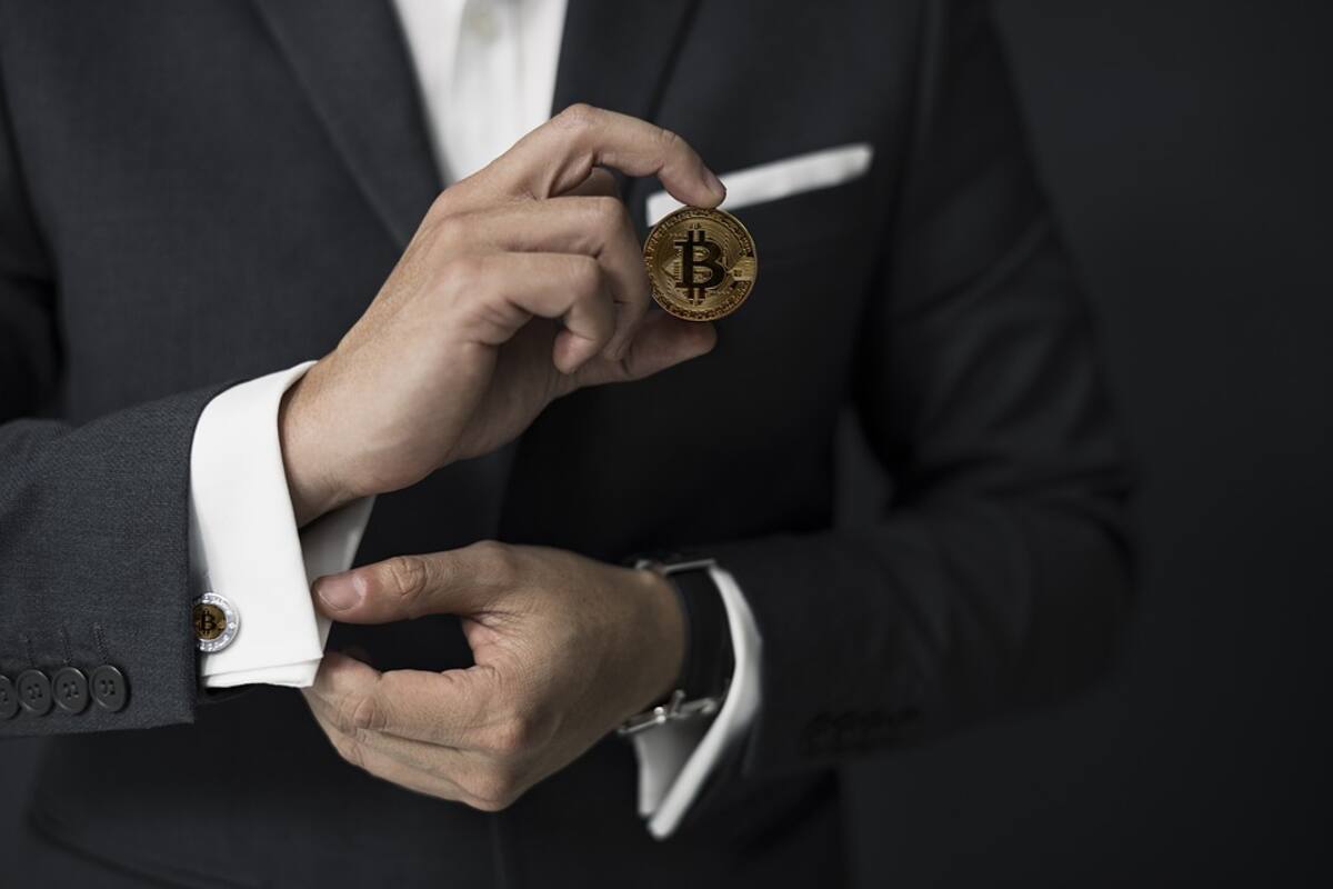 ¡En bitcoins! Se declara culpable de lavado de dinero
