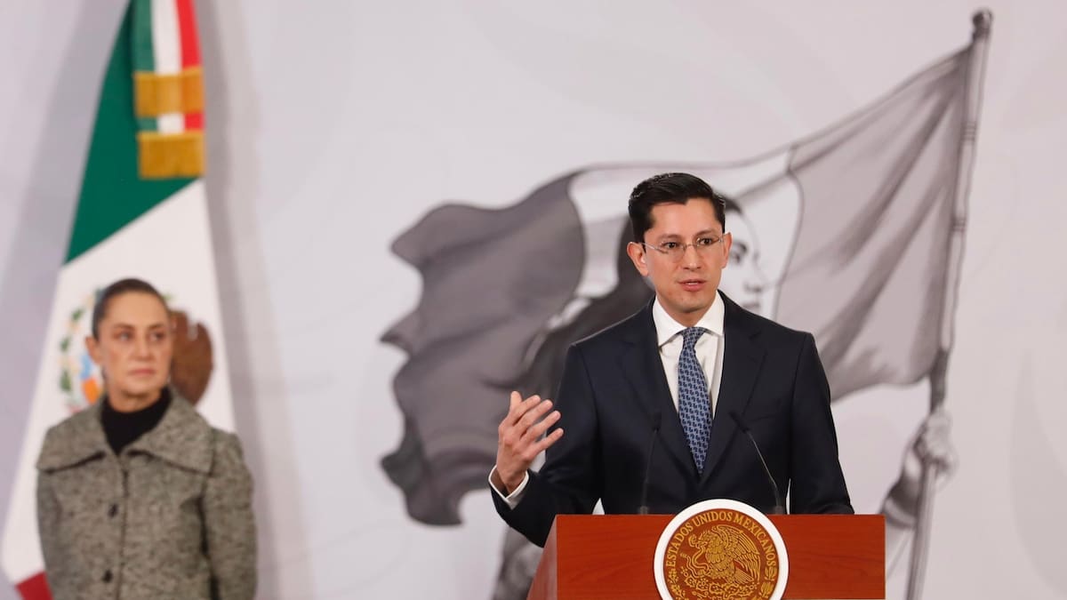 “México es muchos Méxicos y en todos cabe la libertad de ser”: Roberto Velasco, primer canciller abiertamente gay del país, fija la postura del Gobierno en la Marcha del Orgullo LGBT+ 2026
