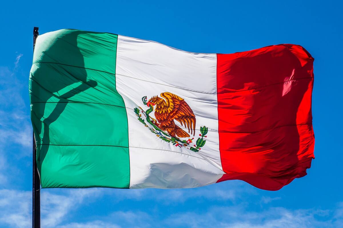 ¿Seguirá el peso depreciándose frente al dólar en 2023?