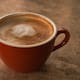 Abandonar el café de manera repentina altera los niveles de energía, concentración y estado de ánimo, según expertos que recomiendan reducir la cafeína de forma gradual
