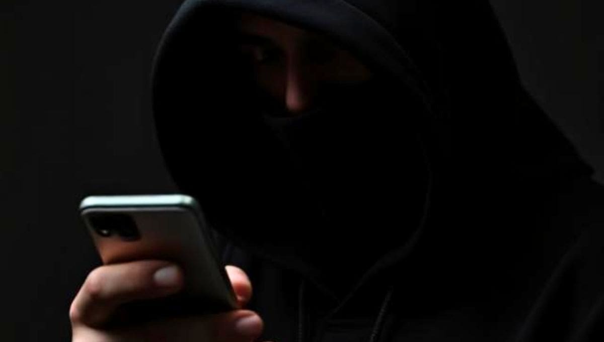 El Gobierno federal desactivó 200 cuentas en redes sociales vinculadas al reclutamiento del crimen organizado.