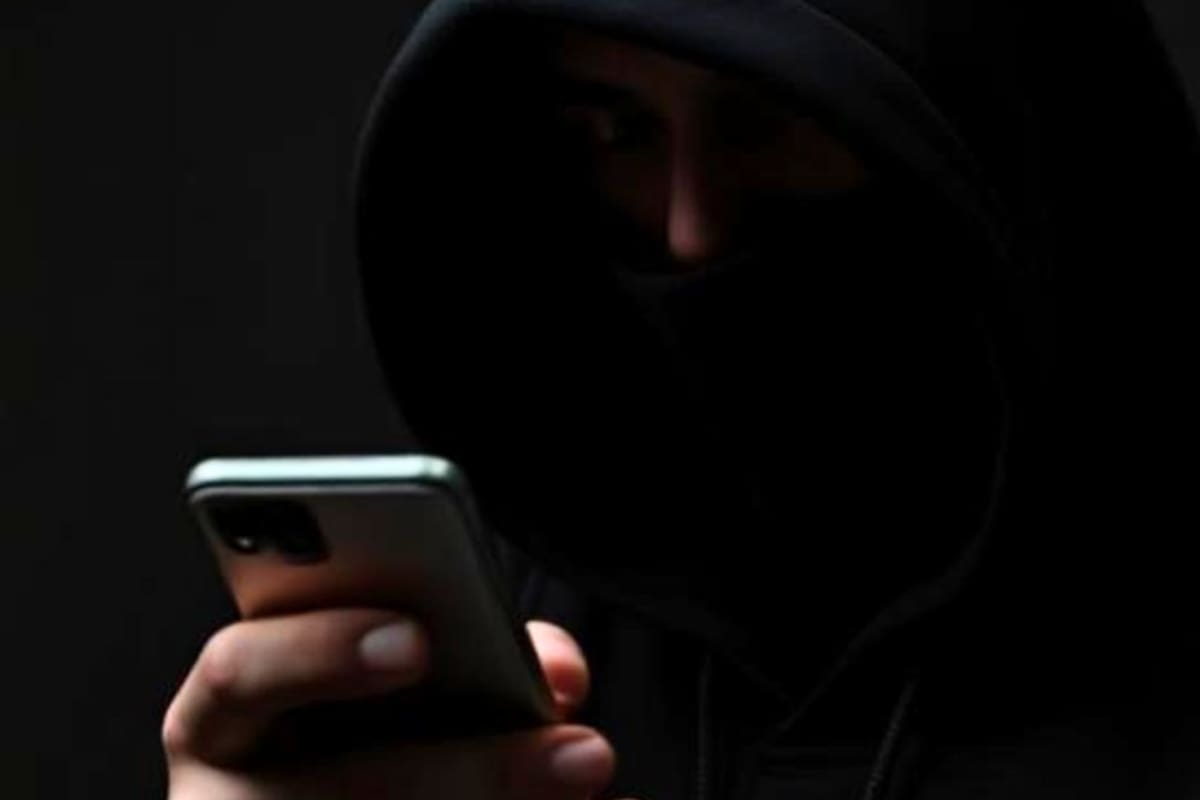 Adolescente escapa de presunto reclutamiento forzado tras falsa oferta de trabajo en Jalisco; el joven fue encontrado con golpes y raspones