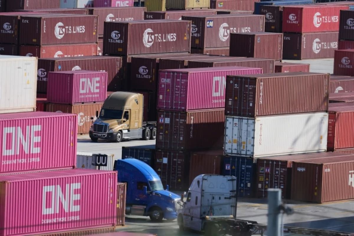 Fotografía de exportaciones en el Puerto de Los Ángeles el 2 de abril del 2025. | Crédito: AP