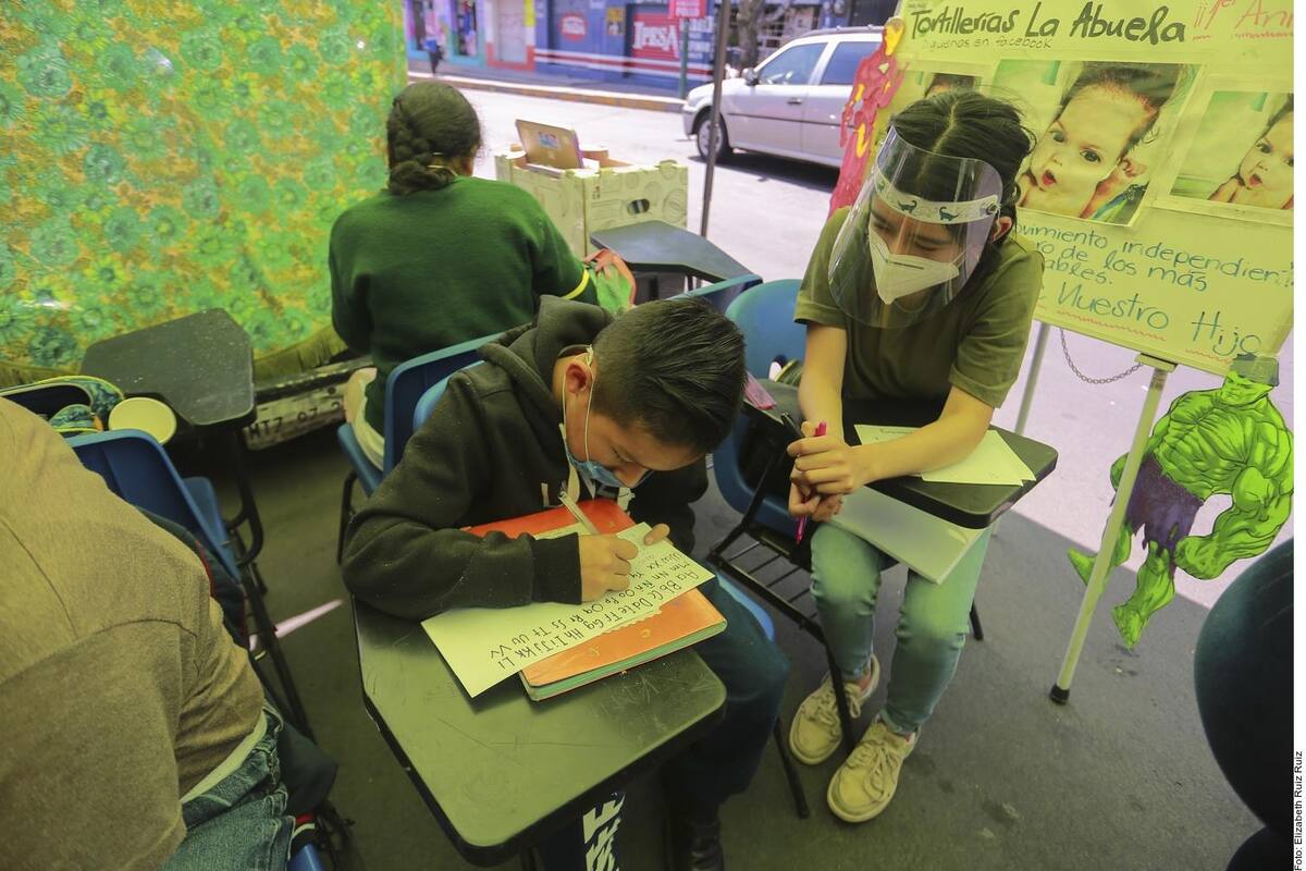 Alumnos no pueden ser dados de baja pese a faltas escolares