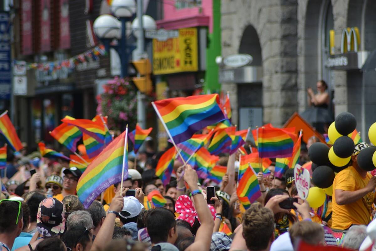 Buscan aplicar la pena de muerte a homosexuales en Uganda