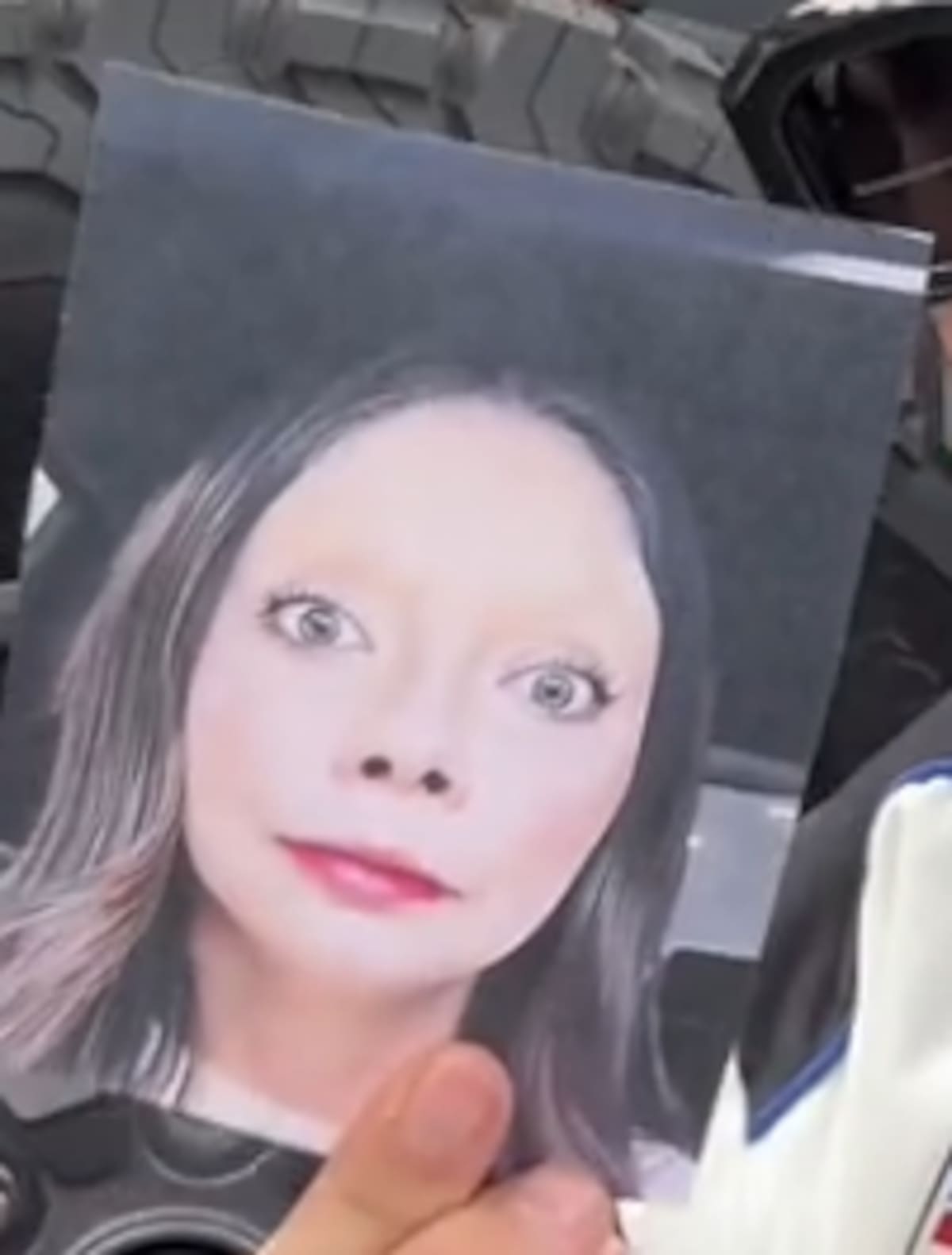 El rostro de Valeria sin maquillaje