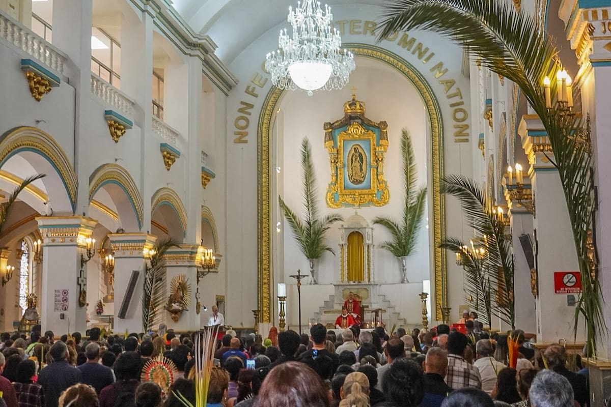Inician celebraciones de Semana Santa con Domingo de Ramos en el Santuario de la Virgen de Guadalupe