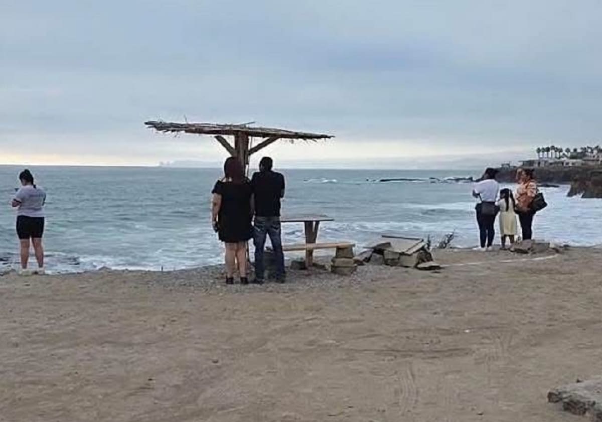 Un hombre se ahogó, mientras que un adolescente sigue perdido en el mar. Foto: Cortesía