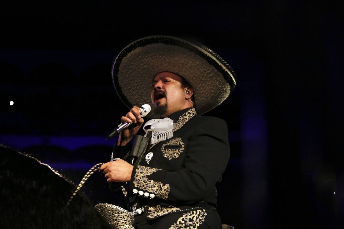 Pepe Aguilar recibirá Premio billboard Salón de la Fama