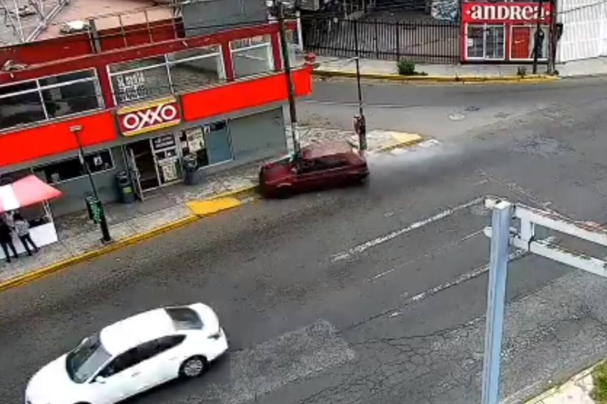 VIDEO: Condutor arrolla a cinco personas en Edomex