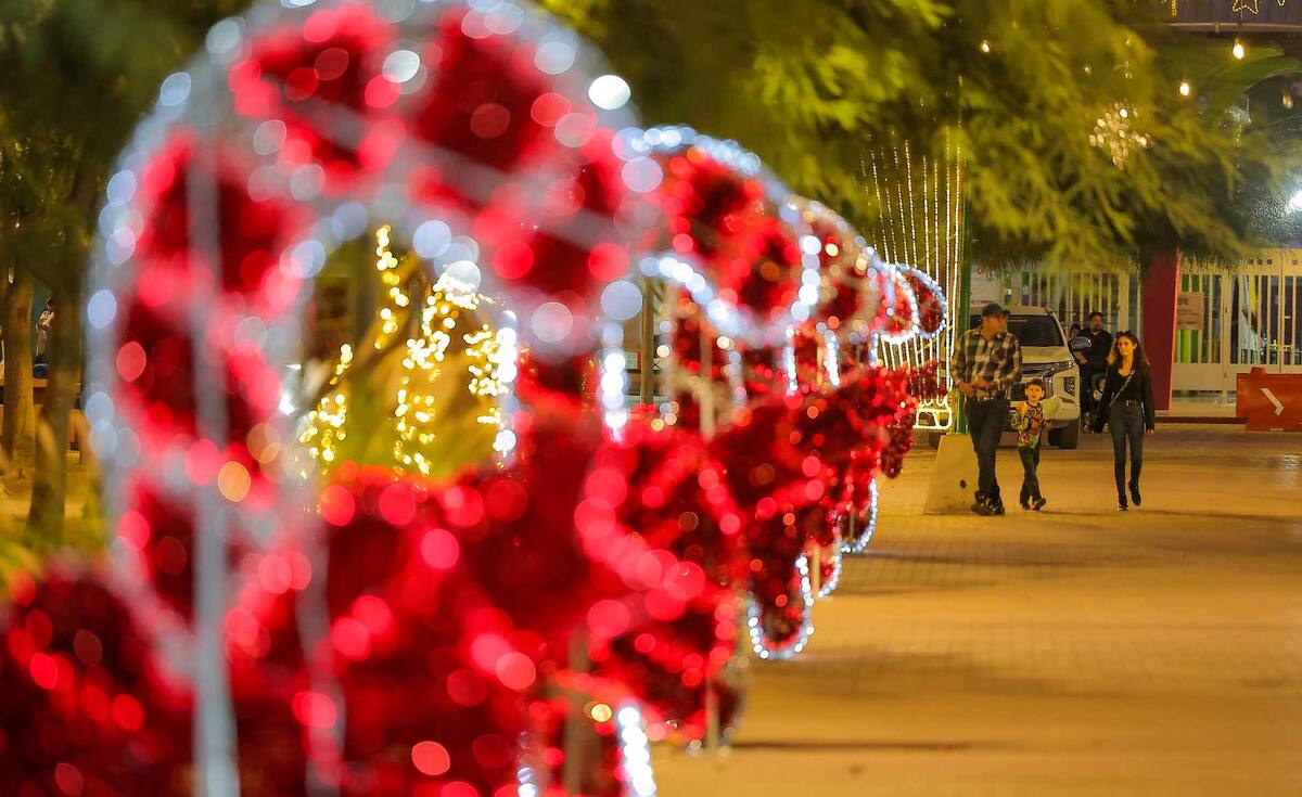 En el Parque Madero ya se han realizado pruebas del encendido de la decoración navideña.