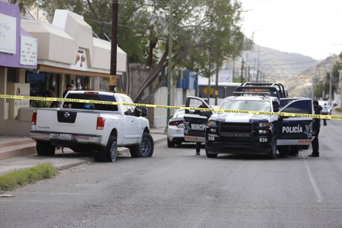 VIDEOS: Balacera y persecución en Hermosillo, policía responde ataque hecho desde pick up