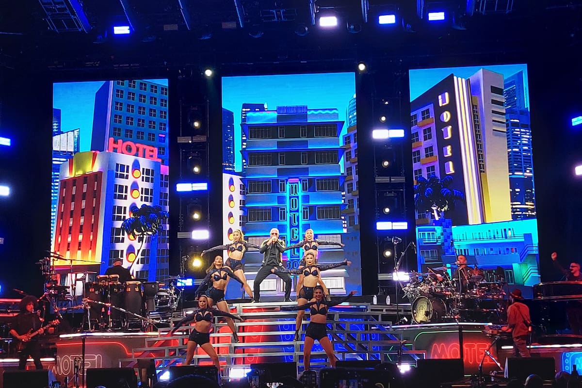 Pitbull enloquece con su “Can’t stop us now, Summer Tour 2022” en San Diego