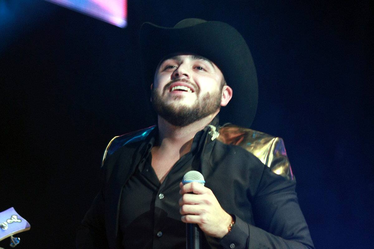 Seguiré cantando narcocorridos mientras la gente siga escuchando: Gerardo Ortiz
