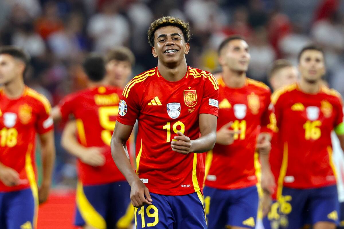 Lamine Yamal es el futbolista más joven en ganar el Premio Golden Boy