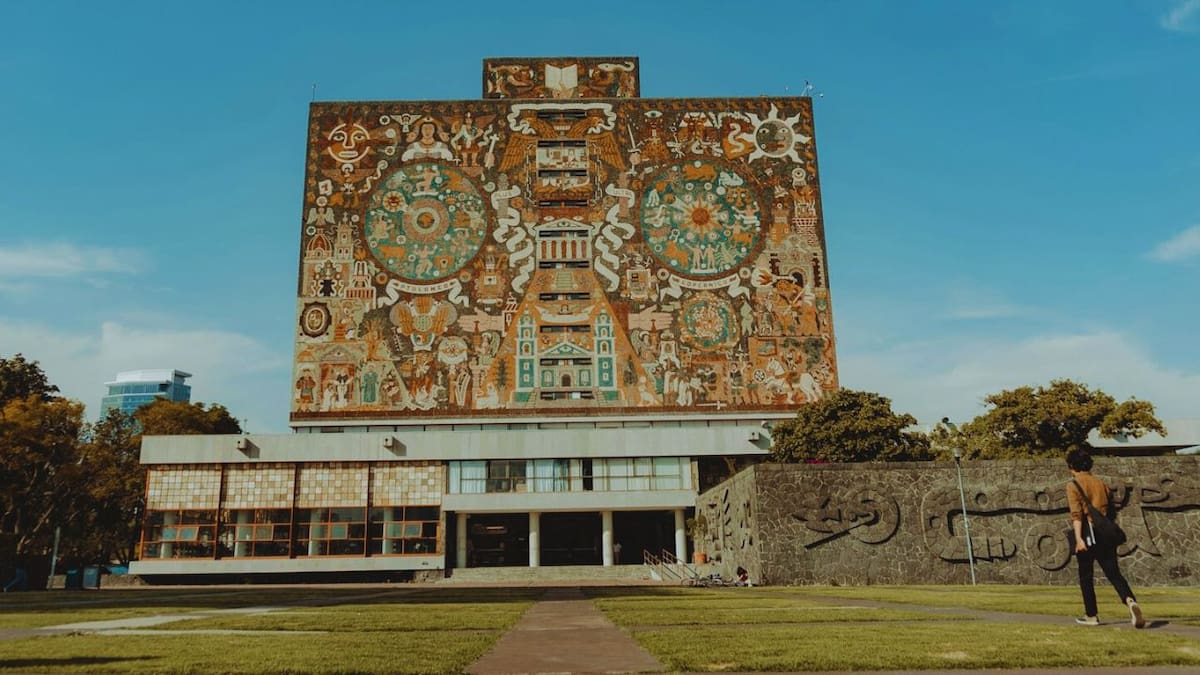 Un fallo editorial en la Gaceta Universitaria de la UNAM expuso vacíos en los controles administrativos y provocó la renuncia de un funcionario tras la difusión de un nombramiento incorrecto