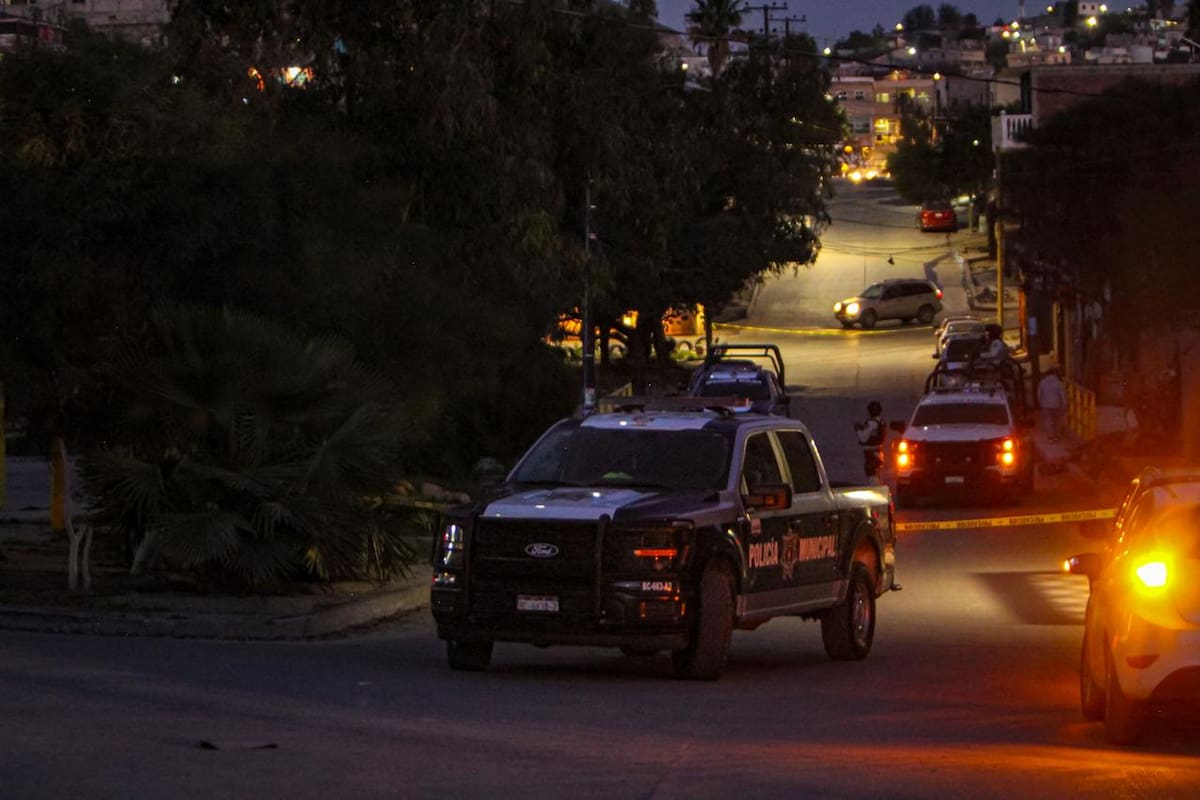 Un ataque armado registrado la tarde de este jueves en las inmediaciones de unas canchas de basquetbol dejó como saldo una persona sin vida en la colonia El Florido. Foto : Border Zoom