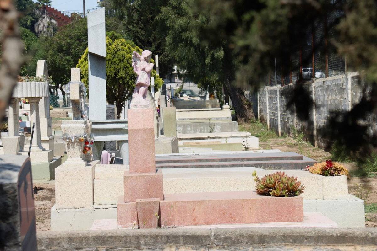Reanuda Ayuntamiento actividades en los 13 panteones municipales