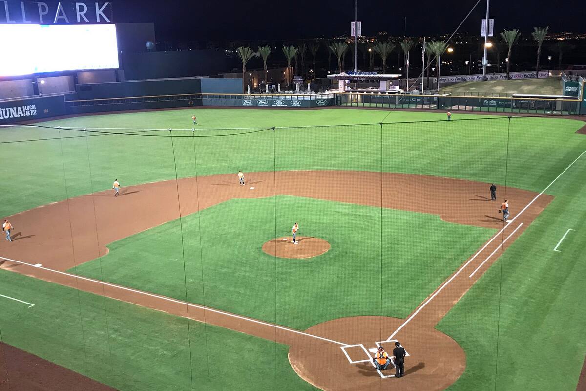 Naranjeros inician pretemporada enseñando poder