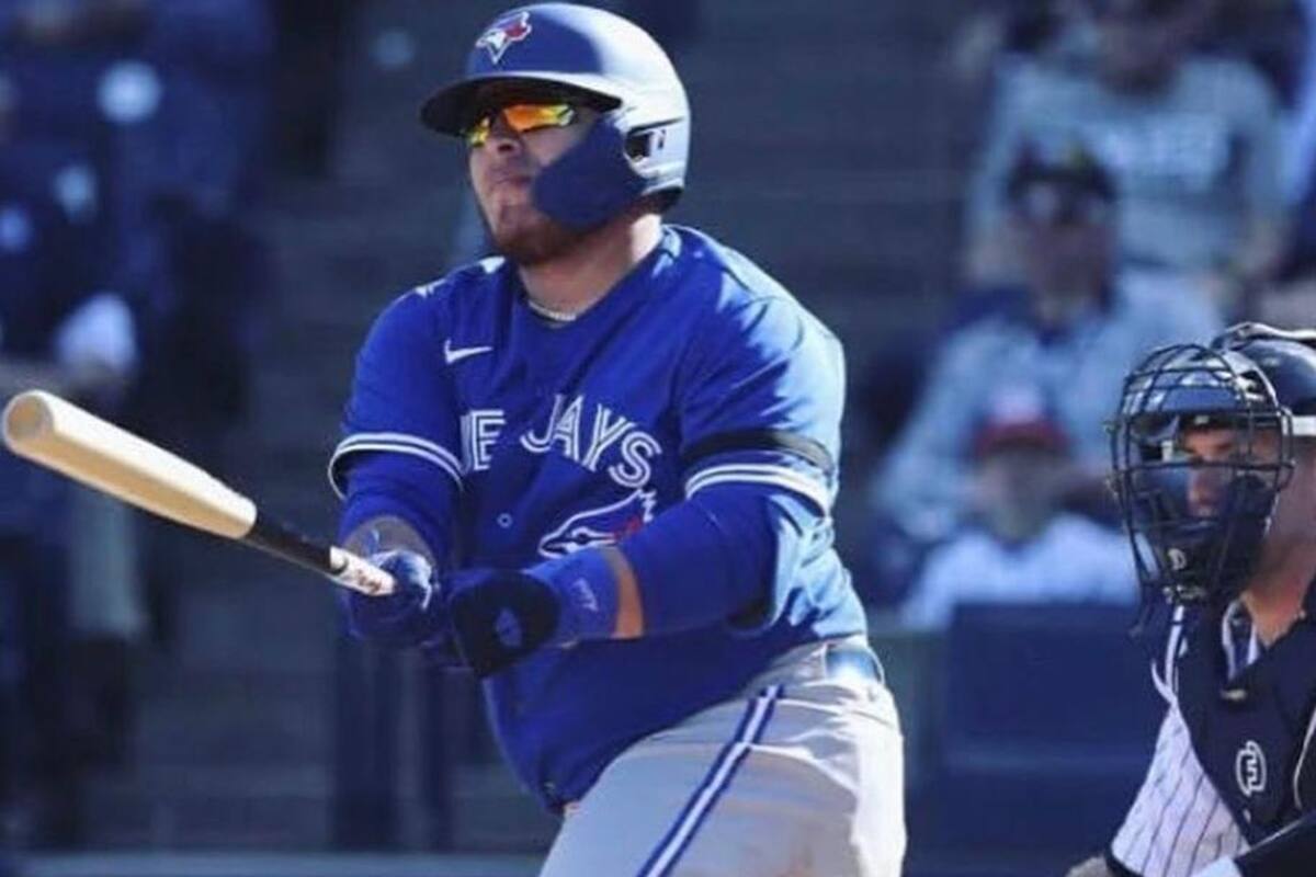Alejandro Kirk debutará hoy con Azulejos de Toronto
