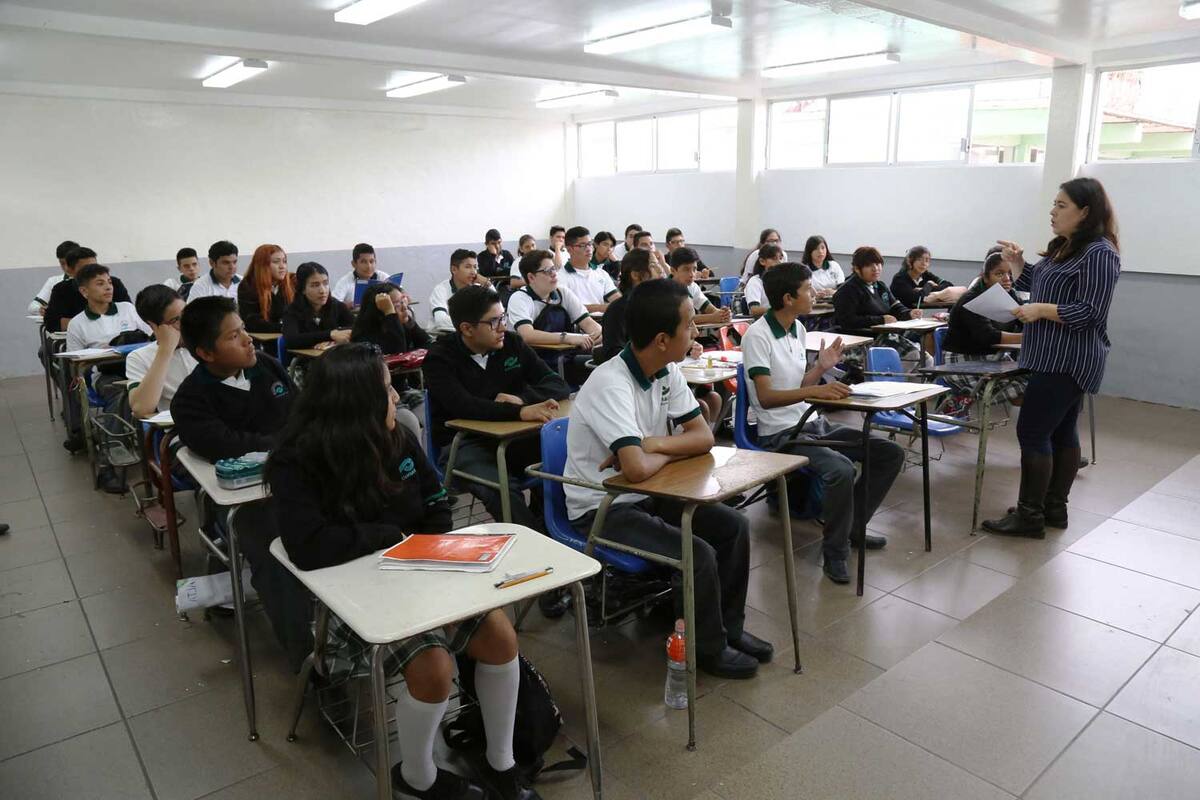 Adeuda estado 35 mdp a escuelas privadas con beca ‘Todos a la prepa’