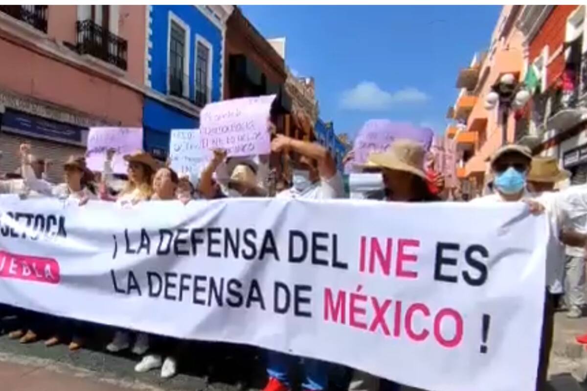 Estos son algunos de los políticos que se encuentran en la marcha por el INE en el Ángel de la Independencia
