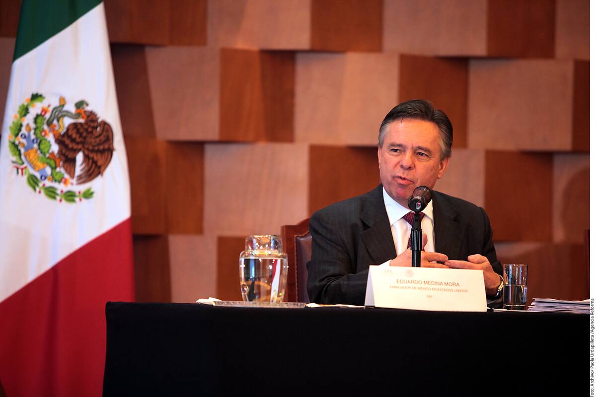 Reportan transferencias millonarias a Medina Mora